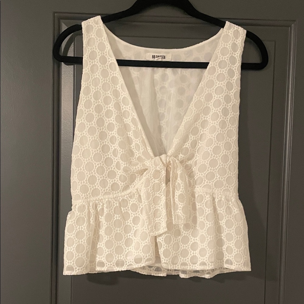 BB Dakota Cream Lace Tie-Front Blouse
